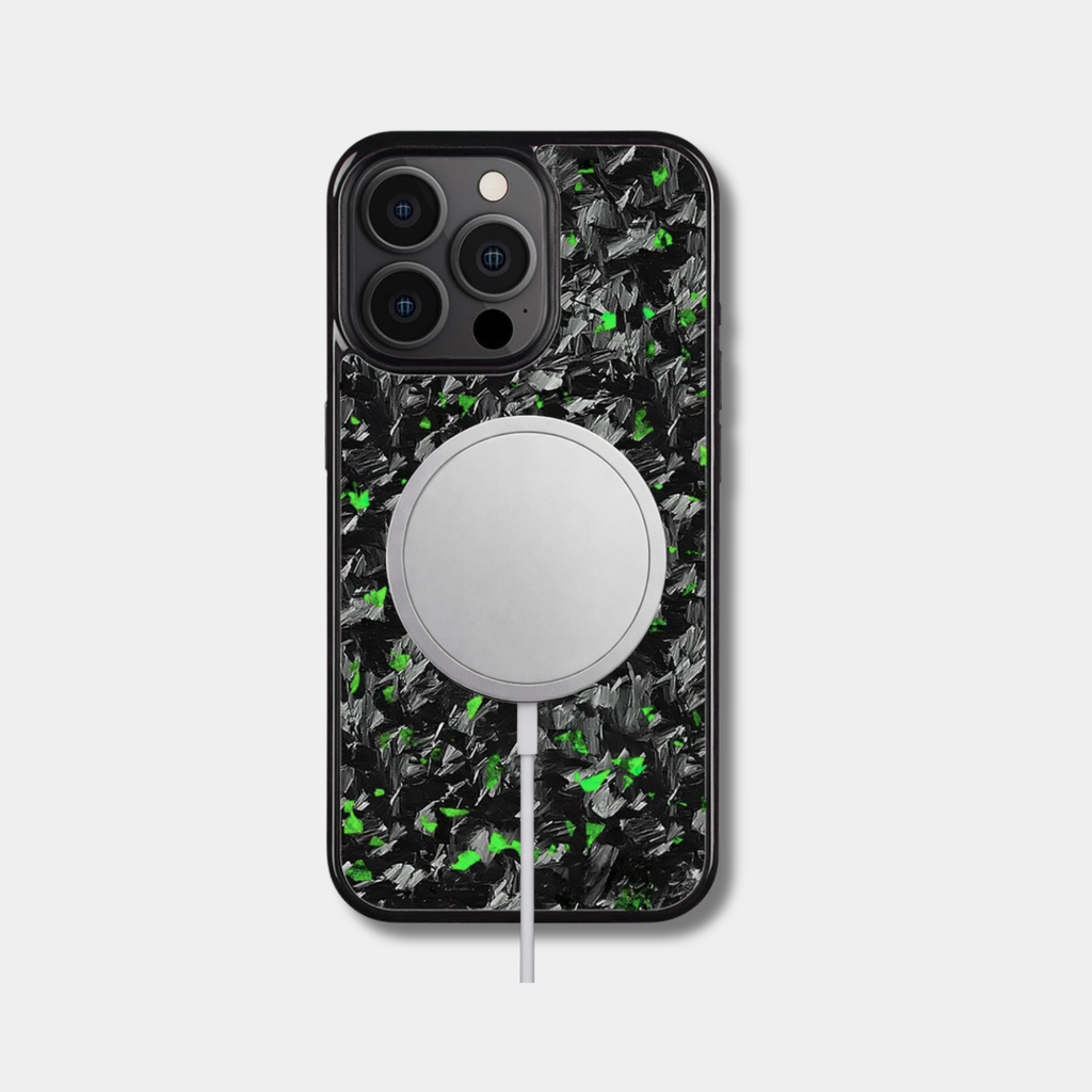 Coque iPhone Carbone BRUTE colorée